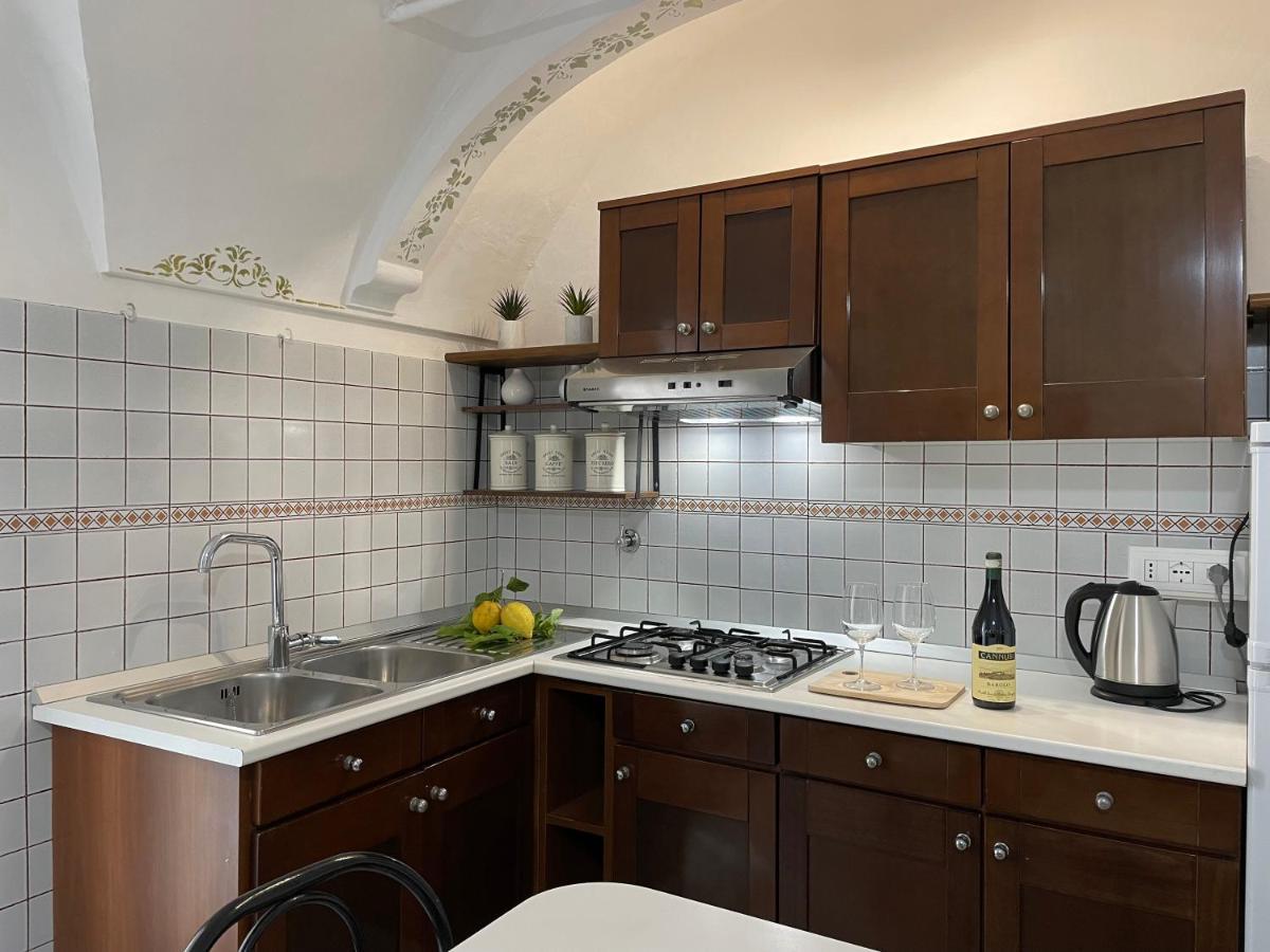 Old Town Lemon Charm Apartment Бордихера Екстериор снимка
