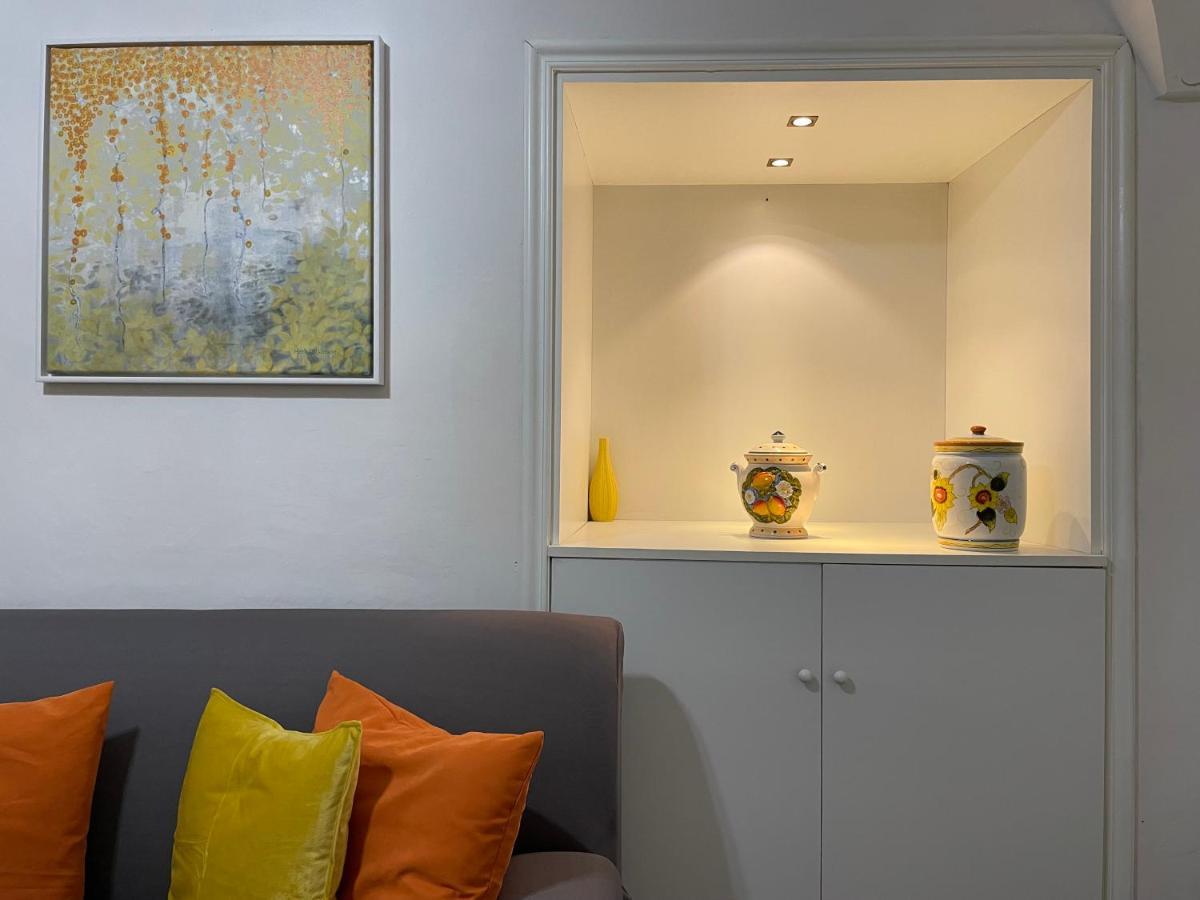 Old Town Lemon Charm Apartment Бордихера Екстериор снимка