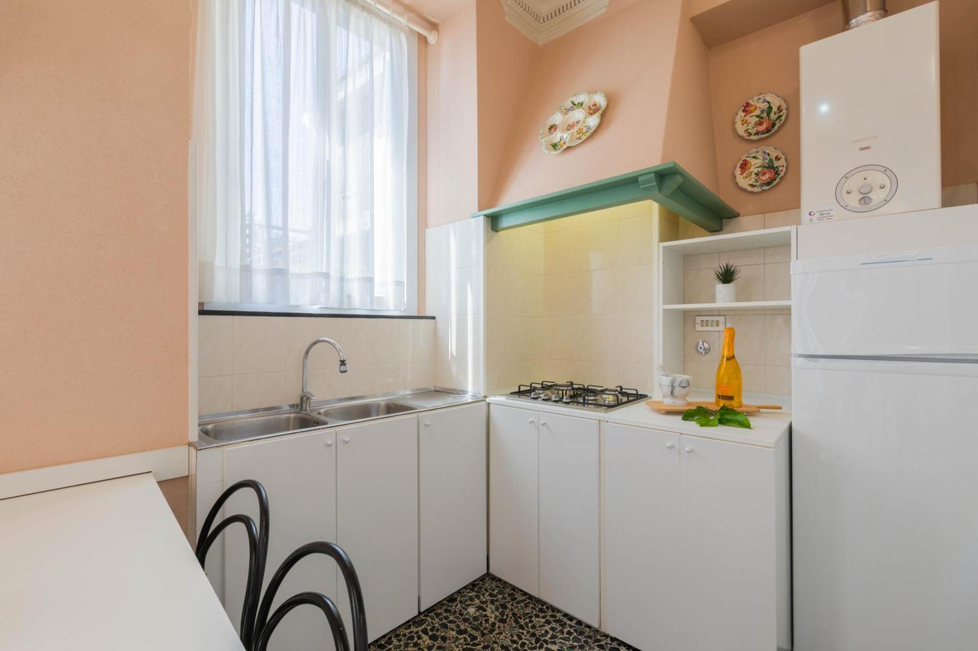 Old Town Lemon Charm Apartment Бордихера Екстериор снимка